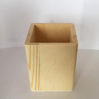 NEWART WOODEN PENCIL CASE - SQUARE 8/8/10 CM - AS-WB24