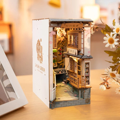 ROBOTIME 3D ДЪРВЕН ПЪЗЕЛ SAKURA DENSYA TGB01