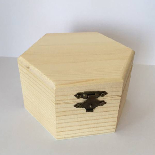 NEWART WOODEN DECORATION BOX - 9/9/5 - AS-WB02 - GR002