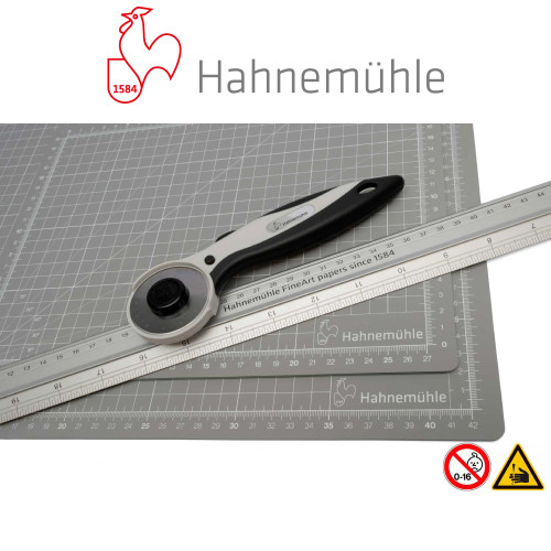 HAHNEMUHLE CUTTING MAT 30/22 CM